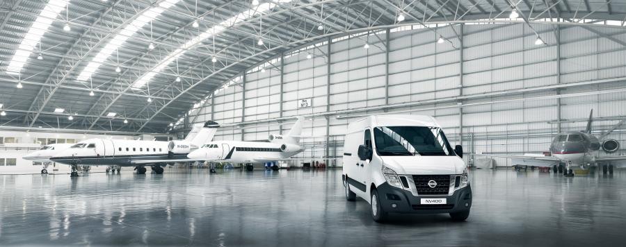  Nissan NV400 2010 года  (фото 2 из 7)